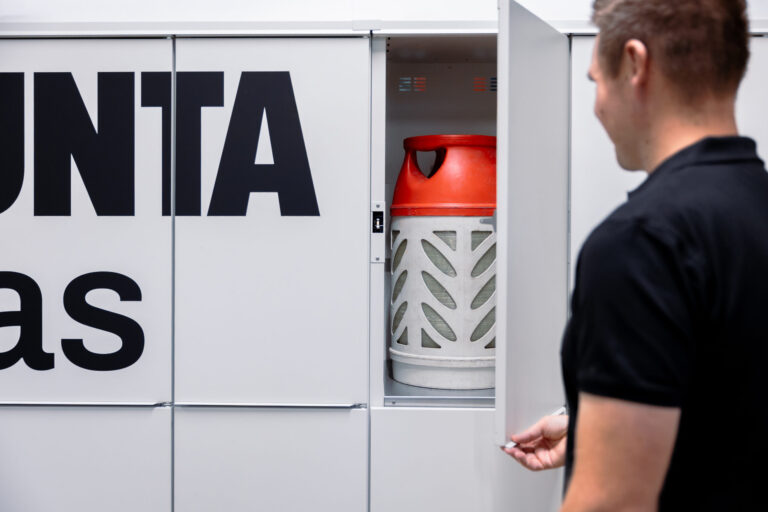 PUNTA gas cylinder vending machine