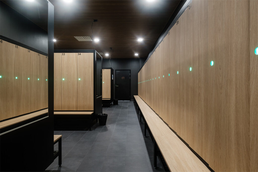 Punta-pukukaapit-XO-Center-Kerava-01